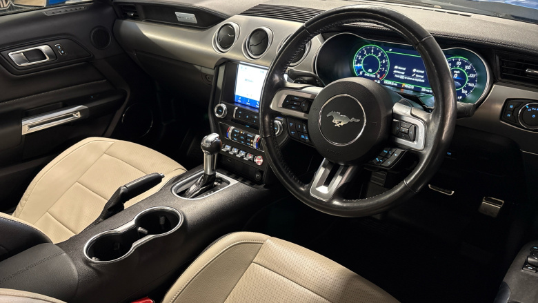 Ford Mustang 5.0 V8 GT 2dr Auto Petrol Coupe